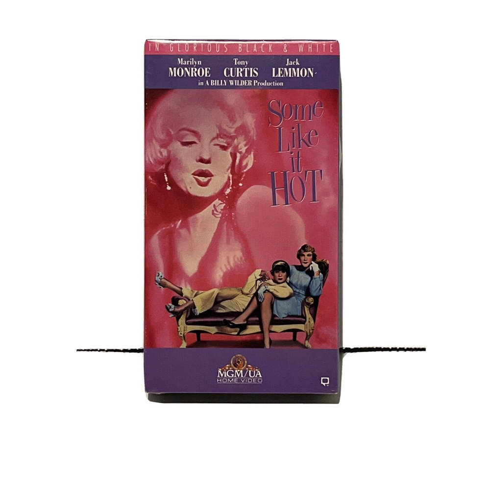 Some Like It Hot (VHS, 1995) Starring Marilyn Monroe
